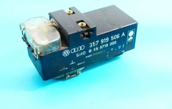 Volkswagen PASSAT B4 Coolant fan relay 357919506A IMPRK1303189