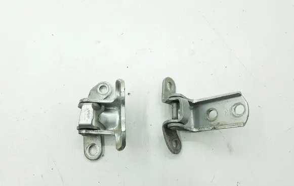 Toyota Corolla Verso AR10 Rear door hinge set 