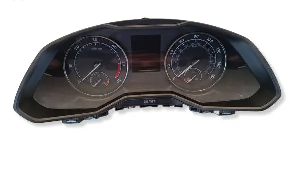 Skoda Superb B8 (3V) Speedometer (instrument cluster) 3V0920941B 792017