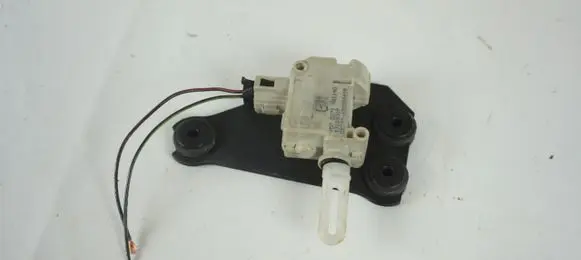 Opel Meriva A Tailgate boot lock/latch motor 13199007