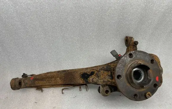 Volkswagen Touareg I Front wheel hub spindle knuckle 7l0407257a 7l0927807b