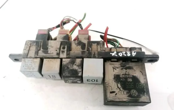 Skoda Octavia Mk1 (1U) Fuse box set 8L0941822 896061000