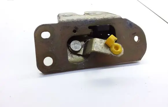 Mitsubishi Carisma Tailgate/trunk/boot lock/catch/latch