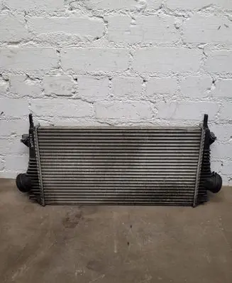 Opel Insignia A Intercooler radiator 13241751