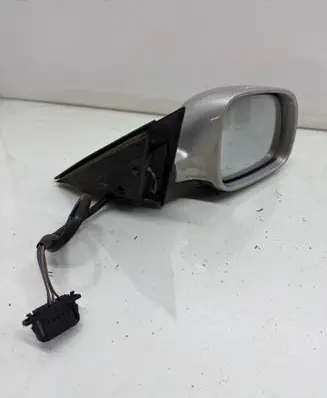 Volkswagen PASSAT B5 Front door electric wing mirror 3B0857934
