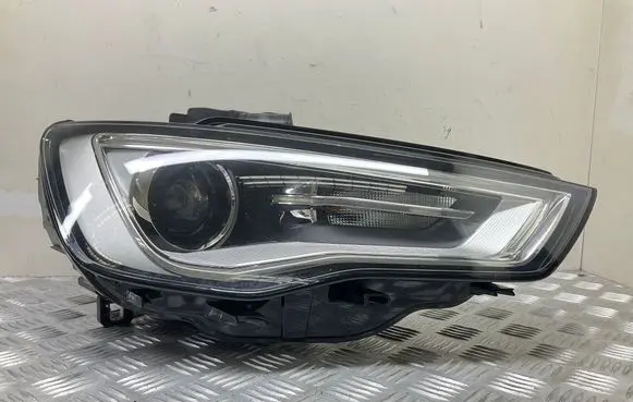 Audi A3 S3 8V Headlight/headlamp 8V0941044A 4g0907397r 8k0941597b
