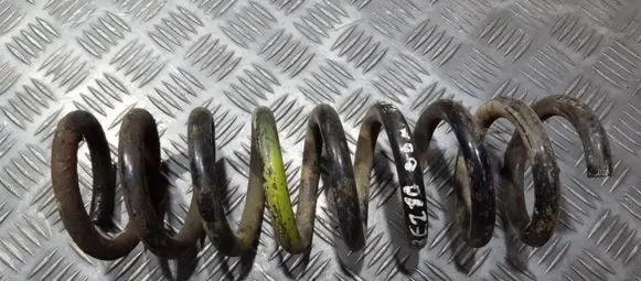 Mercedes-Benz E W210 Rear coil spring
