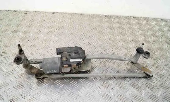 Volkswagen PASSAT CC Front wiper linkage and motor