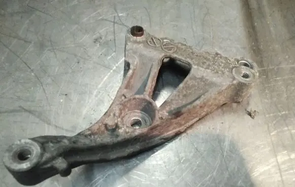 Mini One - Cooper Coupe R56 Engine mounting bracket 758078180