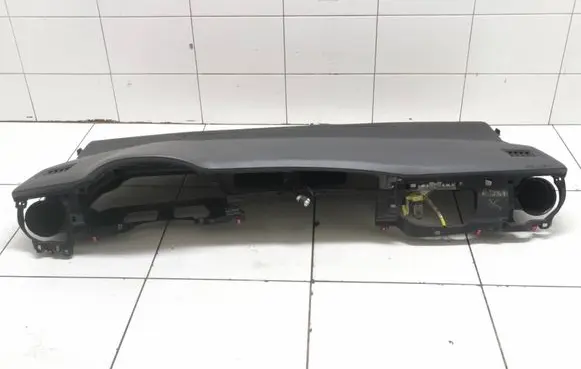 Toyota Auris E180 Dashboard 558432380 550862090 5540102160
