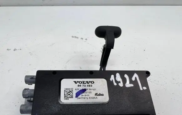 Volvo V50 Antenna control unit 8673493 13002100
