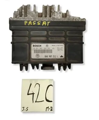 Volkswagen PASSAT B4 Engine control unit/module ECU 8A0987311L