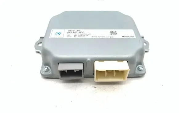 Subaru Crosstrek II Voltage converter/converter module 82714FL000