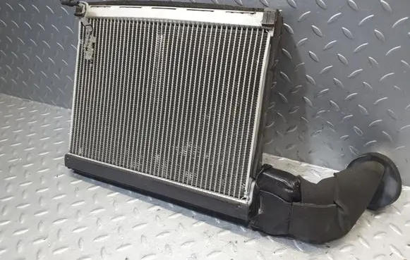 Lexus IS 220D-250-350 Air conditioning (A/C) radiator (interior) 03J206161M
