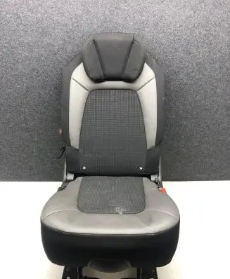 Citroen C4 II Picasso Second row seats 
