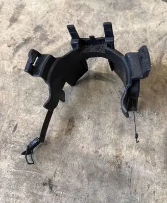 Nissan NV400 Fuel filter bracket/mount holder 164199268R