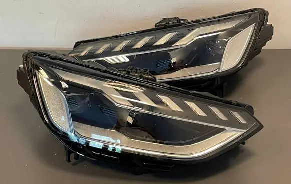 Audi A4 S4 B9 8W Headlights/headlamps set 0301117233 LE18A6422 8W0941033E