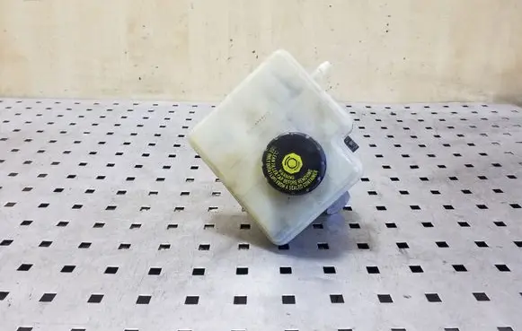 Master brake cylinder