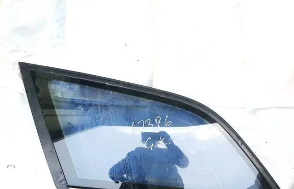 Audi A6 S6 C6 4F Rear side window