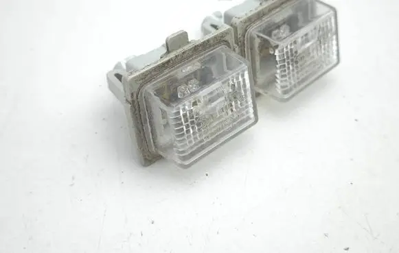 Mercedes-Benz CLS C218 X218 Number plate light A2218200856