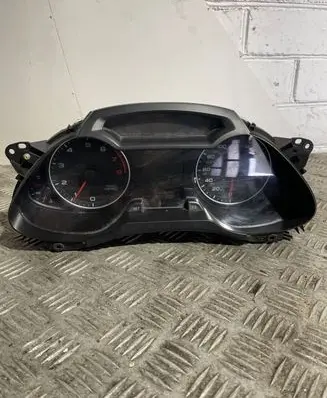 Audi A4 S4 B8 8K Speedometer (instrument cluster) 8K0920980E 8K0920980L