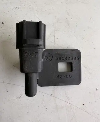 Dodge Nitro Outside/exterior temperature sensor 56042395