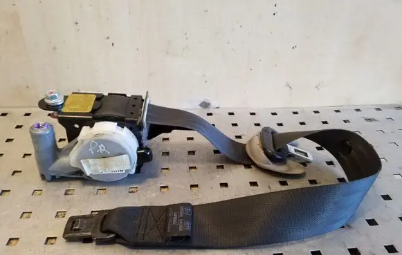 Hyundai ix35 Front seatbelt 888202Y2009P