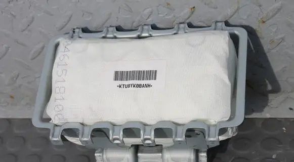 Mitsubishi L200 Passenger airbag MT7030A800XA 7030A800XA 636004900