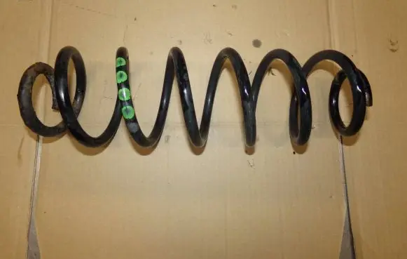 Skoda Octavia Mk1 (1U) Rear coil spring