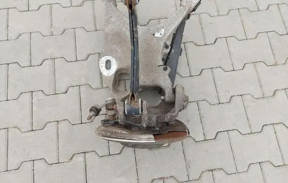 Volvo V60 Stub axle VOLV60ZWR70239247