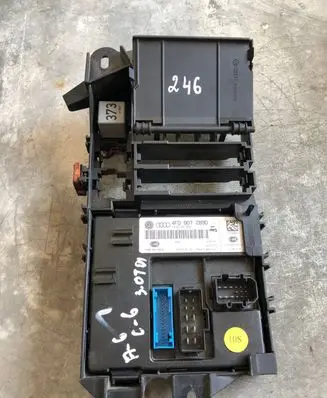 Audi A6 S6 C6 4F Comfort/convenience module 4F0907289D 4F0910289D 5DK00876219