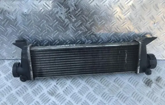 Mercedes-Benz A W168 Intercooler radiator a1685000000 01009990000