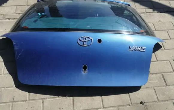 Toyota Yaris Tailgate/trunk/boot lid