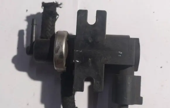 Audi A6 S6 C6 4F Turbo solenoid valve 1J0906627