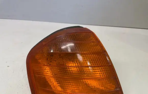 Front indicator light