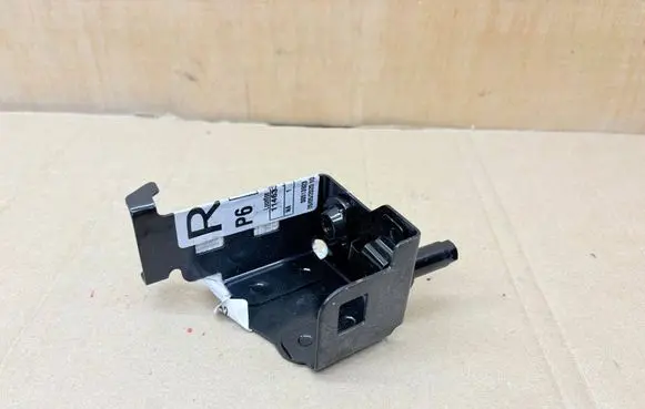 Renault Megane IV Fender mounting bracket 622349675R