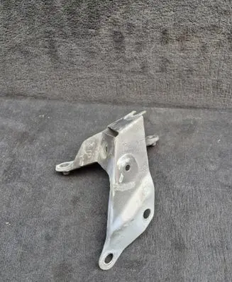 Audi A7 S7 4G Fender mounting bracket 4G8821136C 4G8821136D