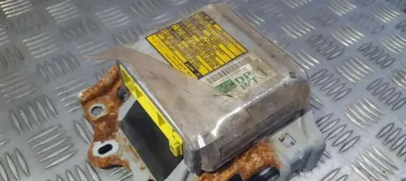Toyota Prius (XW10) Airbag control unit/module 8917047030 89170-47030