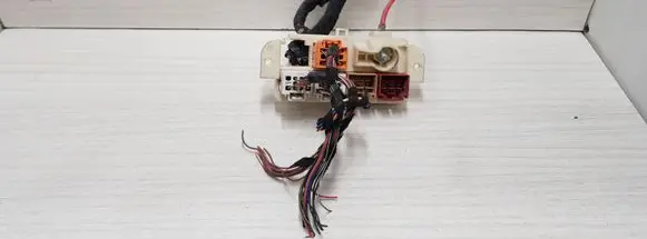 Audi A4 S4 B7 8E 8H Fuse box set 4F1937545