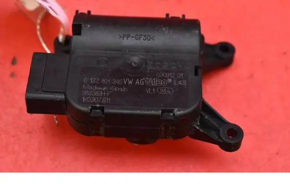 Audi Q3 8U Air flap motor/actuator 1K0907511