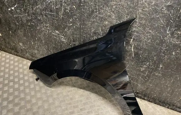 Opel Astra L Fender 