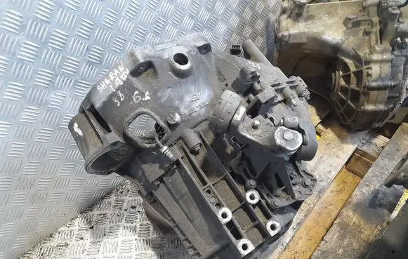 Volkswagen Sharan Manual 6 speed gearbox 957T7F096