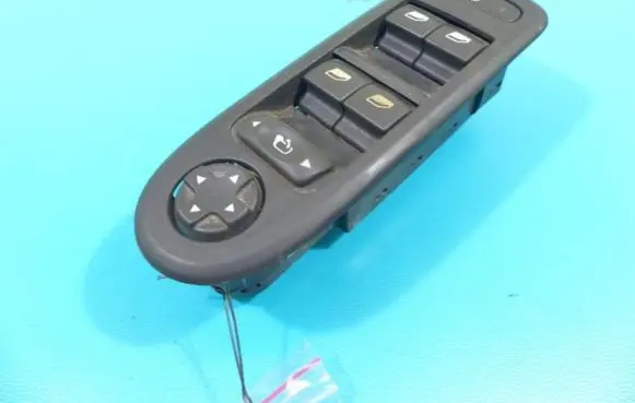 Peugeot 508 Electric window control switch 98026364ZD IMPRK1224048