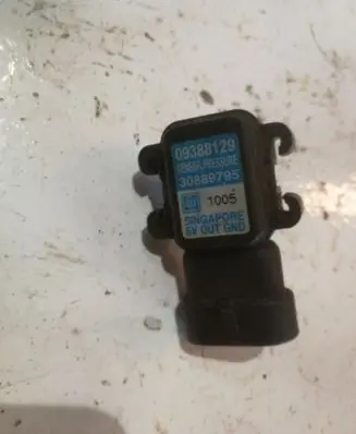 Volvo S40, V40 Air pressure sensor 30889795 09388129