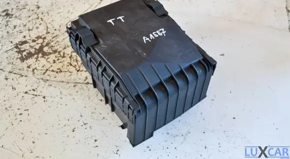 Audi TT TTS Mk2 Fuse box set 8J0937503 1K0937132F 1K0937132G