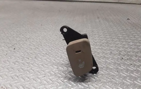KIA Carens II Seat heating switch 