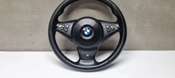 BMW 5 E60 E61 Steering wheel 11008818 6953324 61316953324