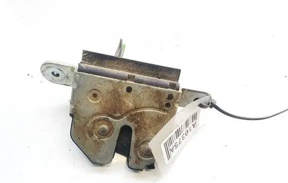 Opel Corsa D Tailgate/trunk/boot lock/catch/latch 55701971