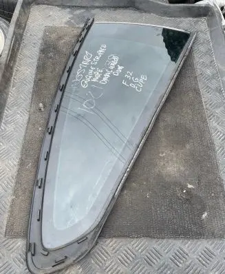 BMW 4 F32 F33 Rear side window 10702010 7292384