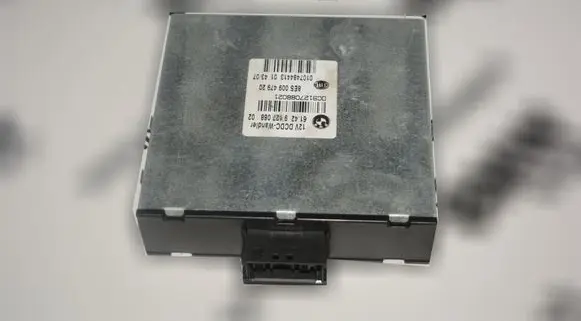 Voltage converter inverter